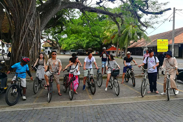 Cycling in Galle Fort, Galle Fort Cycling Tours, Sri Lanka Galle Fort Cyclig Trips, Cycling Trips in Galle Fort, Galle Fort Cycling, Galle Cycling Tours in Galle Dutch Fort, Cycling in Galle Dutch Fort
