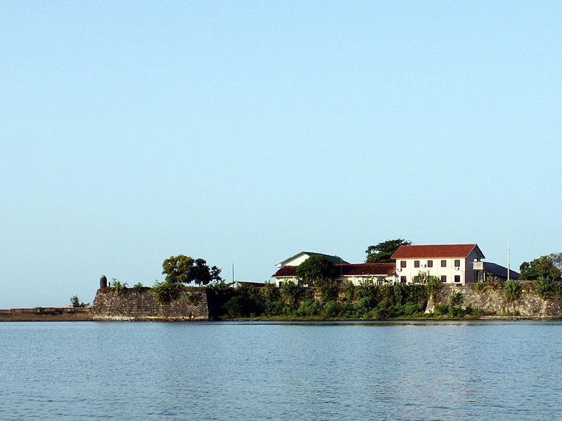 Batticaloa fort - The Old Dutch Fort in Sri Lanka