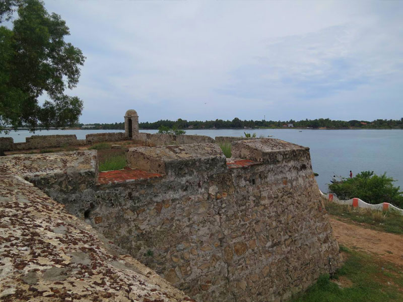 Batticaloa fort - The Old Dutch Fort in Sri Lanka