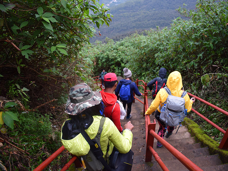 Things to do Sri Lanka, Experiences and Excursions Adam's Peak, excursions in sri lanka, sri lanka experiences, tour specialists, excursions, experiences, organized tours, accessible places for excursions, things to do, leisure travel, sri lanka